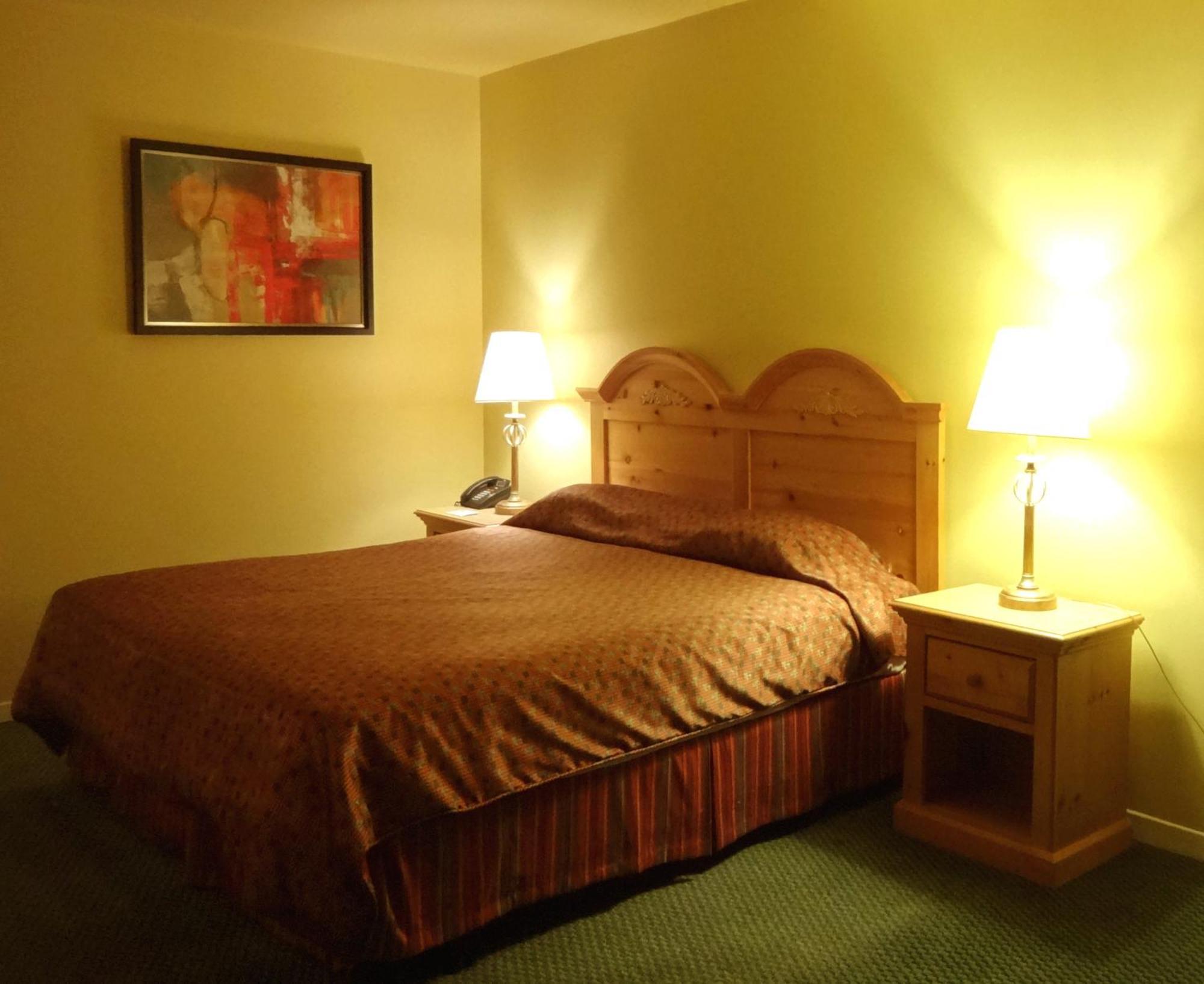 Hotel Alila Saint-Sauveur-des-Monts Kamer foto