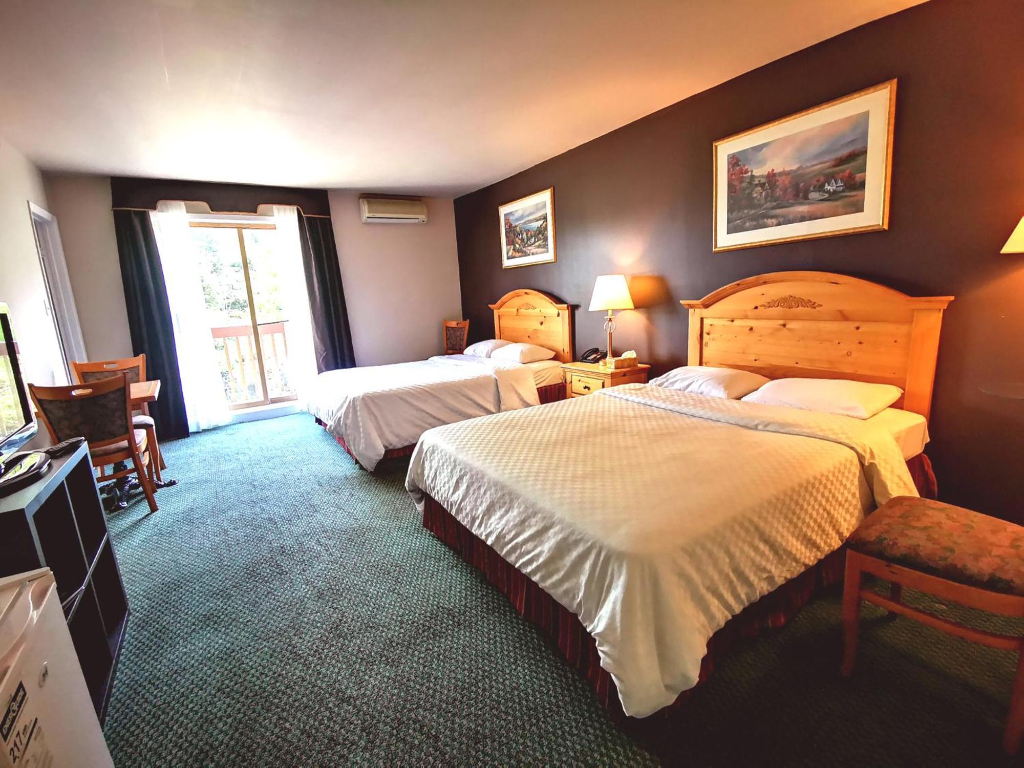 Hotel Alila Saint-Sauveur-des-Monts Buitenkant foto